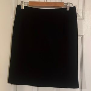 Amanda & Chelsea skirt - size 6